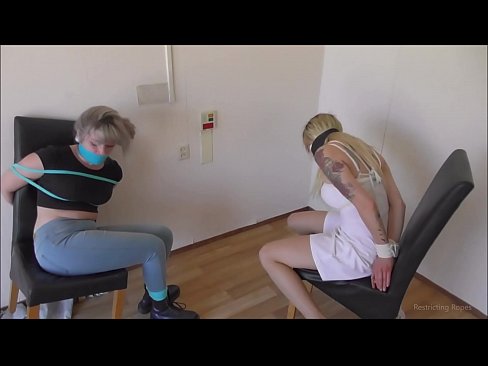 ❤️ Bağımlı / bağlı ve ağzı tıkalı / sıkıntı içinde küçük hanım ️❌ Süper seks pornoda tr.sexeey.ru