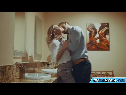 ❤️ Büyük memeli bir sarışın seni umumi tuvalette baştan çıkardığında ️❌ Süper seks pornoda tr.sexeey.ru